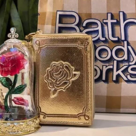 👑NEW👑 Belle Coin Purse Disney Princess Bath & Body Works - Picture 2 of 6